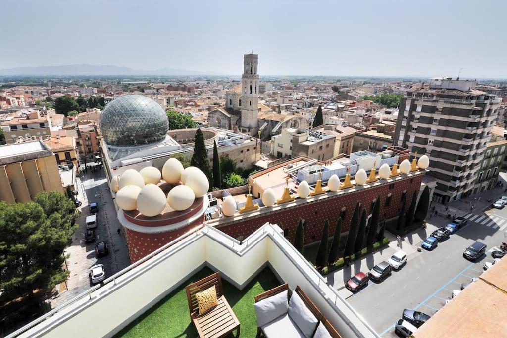 شقة Atico Frente Al Museo Dali فيغيريس المظهر الخارجي الصورة